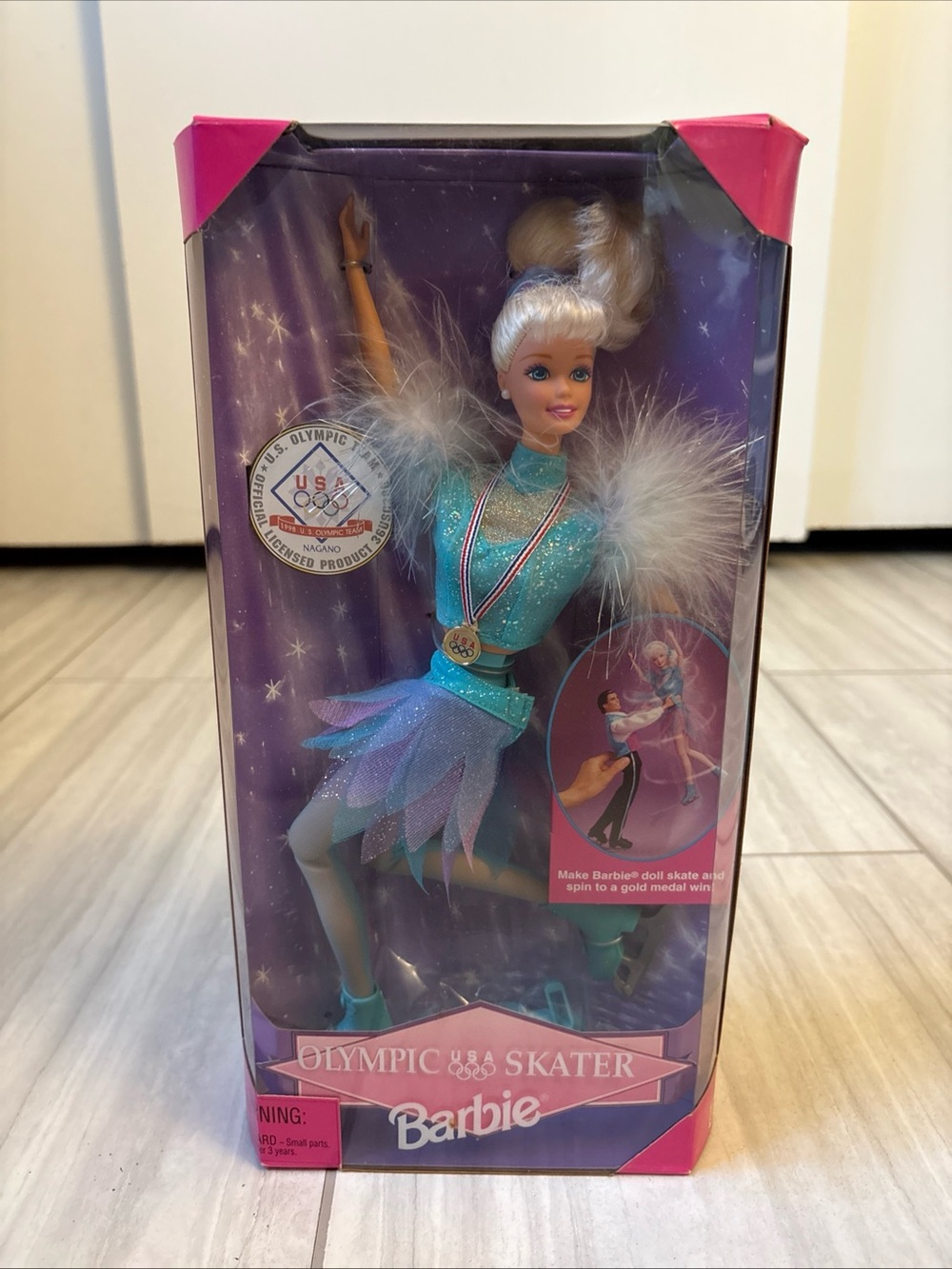 Barbie Mattel Olympic Figure Skater USA #18501 1997 Skate Spin Ice Skating Vtg